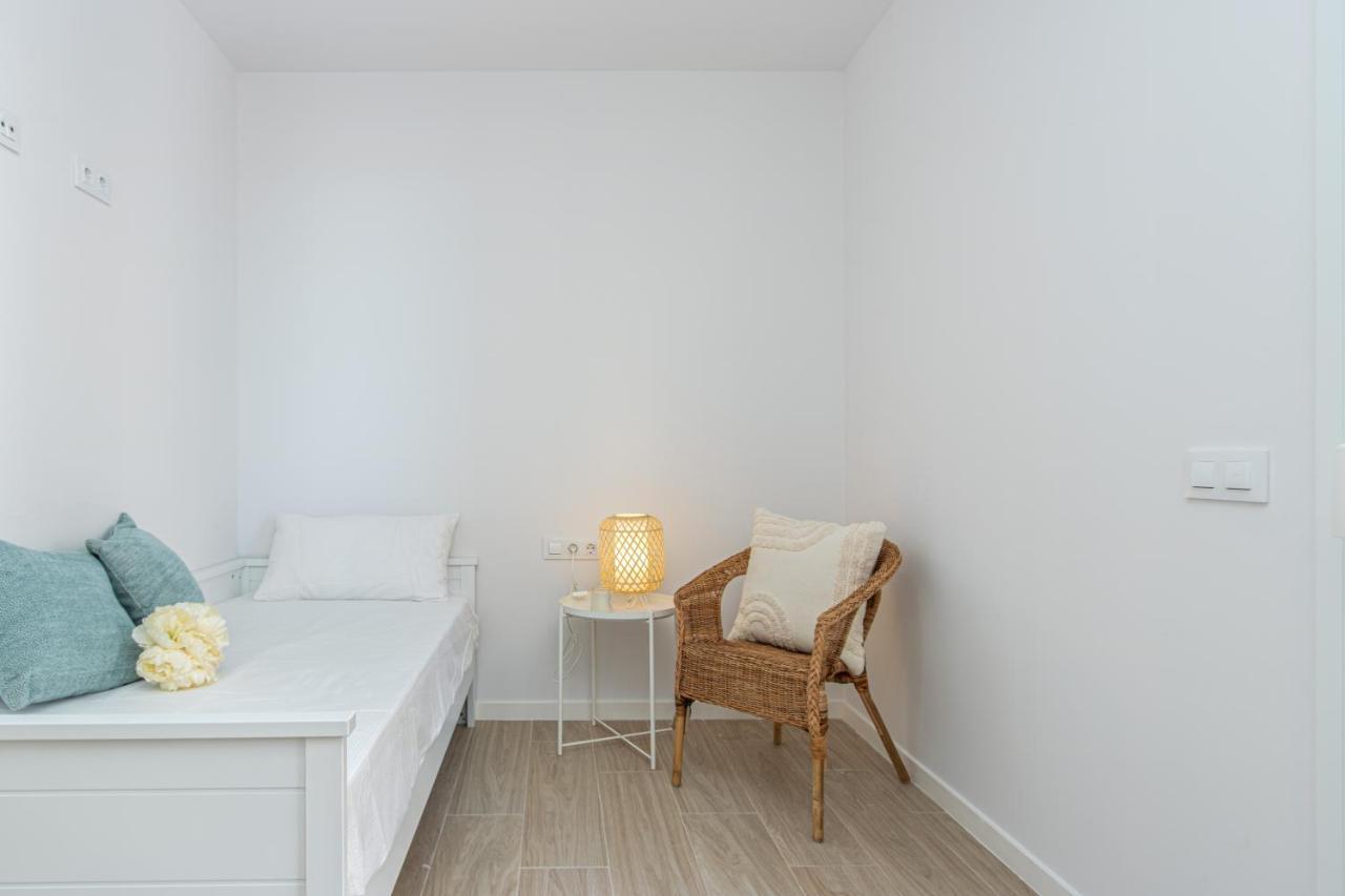 Appartement M A R I V E N T 01