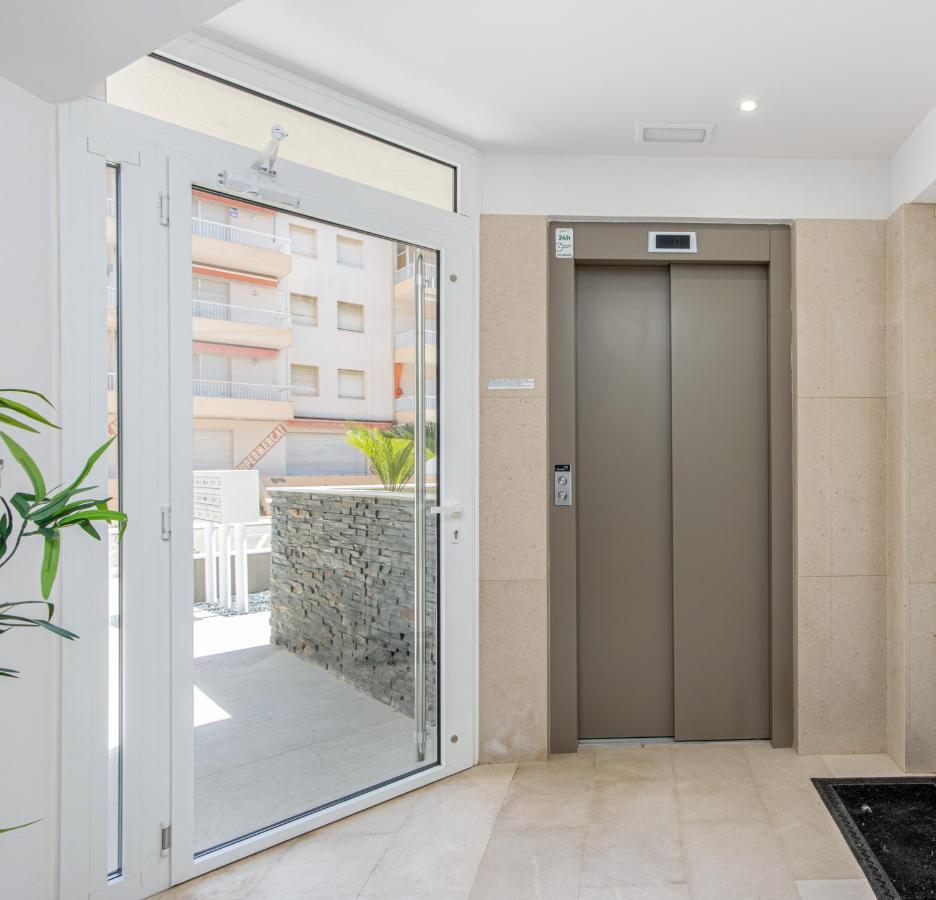 M A R I V E N T 01 Appartement Roses